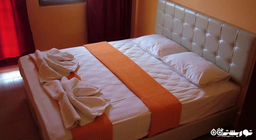 نمای آپارتمان هتل آپارتمان گل تپه